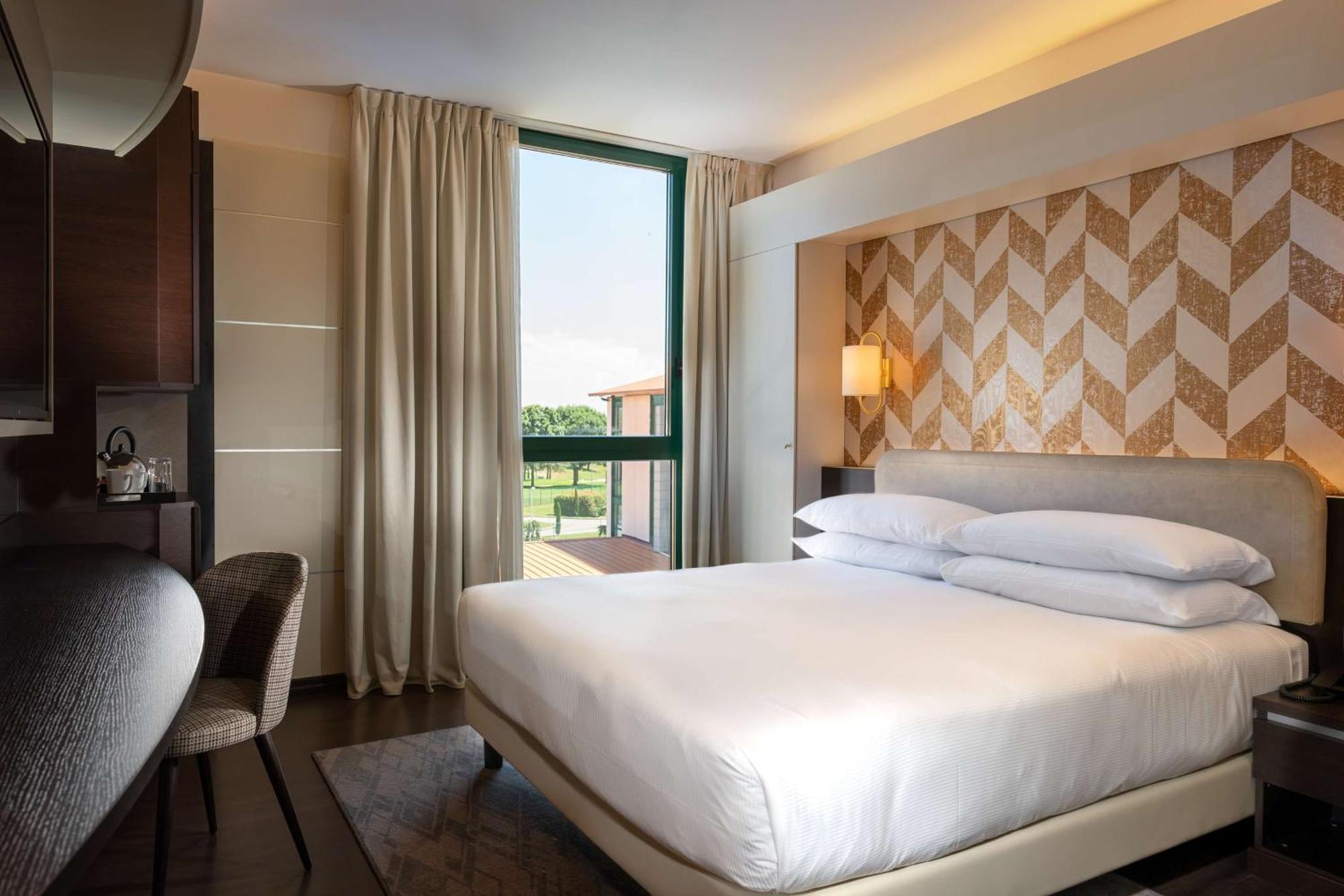 Doubletree By Hilton Milan Malpensa Solbiate Olona 호텔 외부 사진