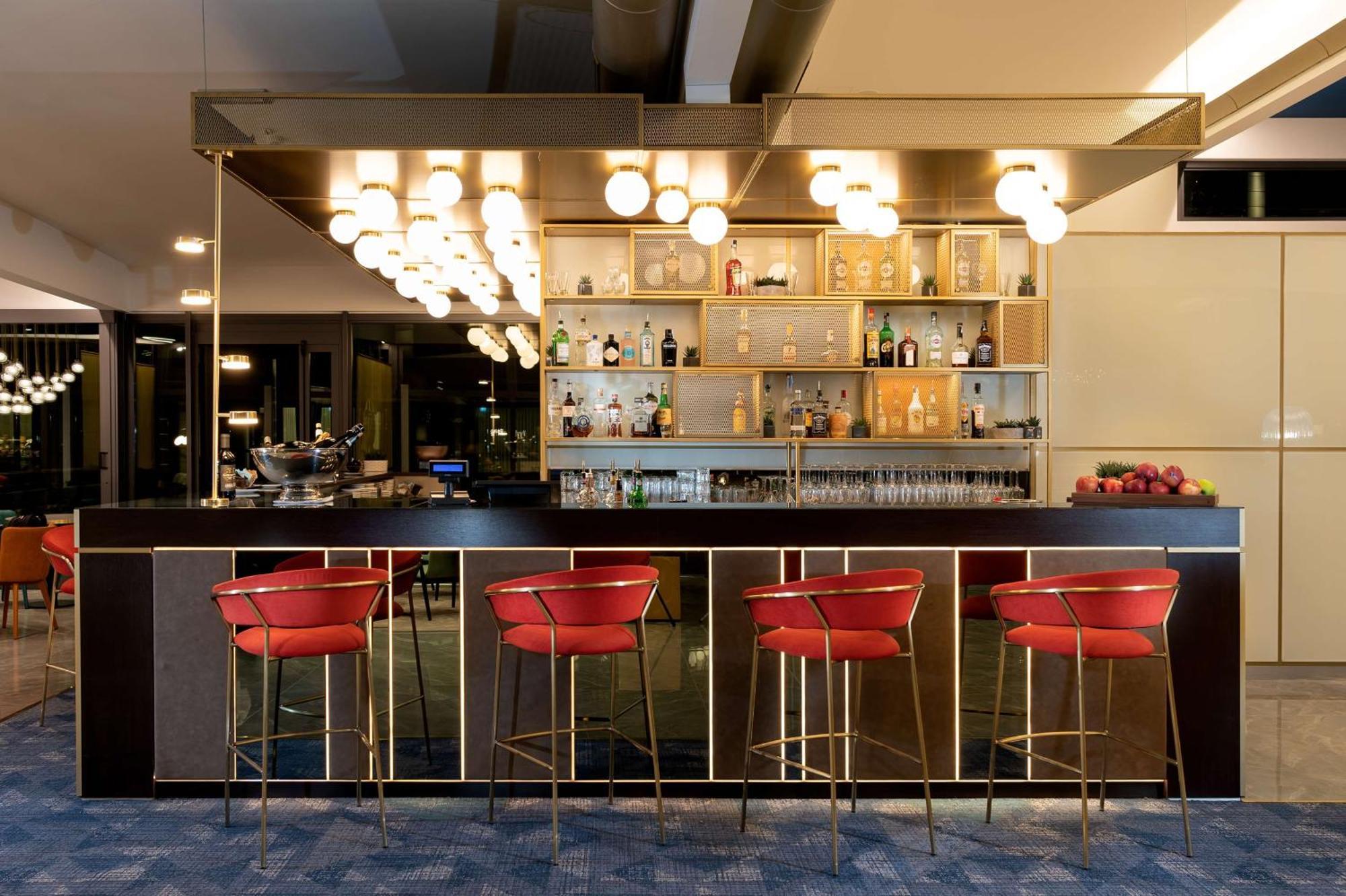 Doubletree By Hilton Milan Malpensa Solbiate Olona 호텔 외부 사진