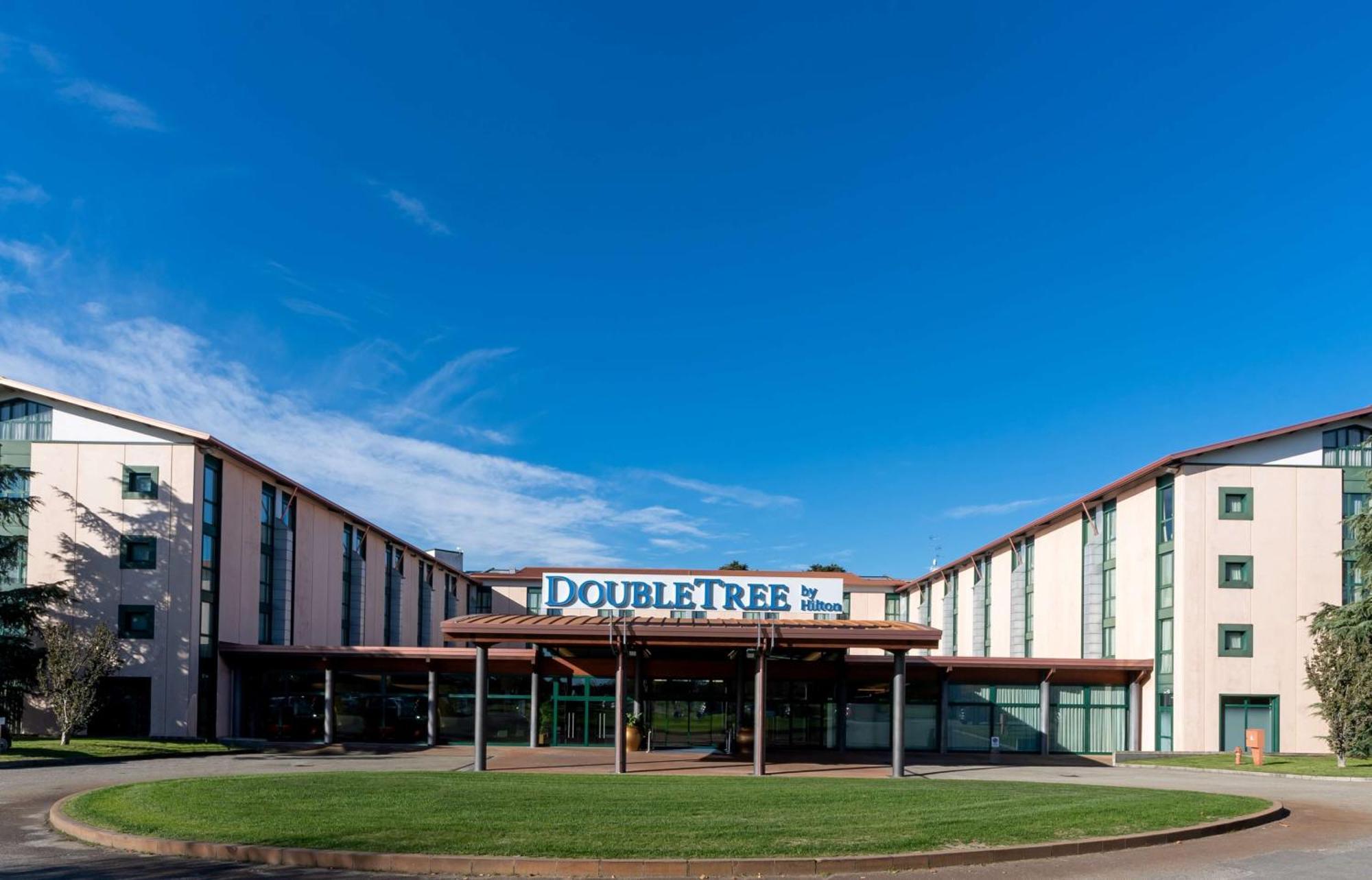 Doubletree By Hilton Milan Malpensa Solbiate Olona 호텔 외부 사진